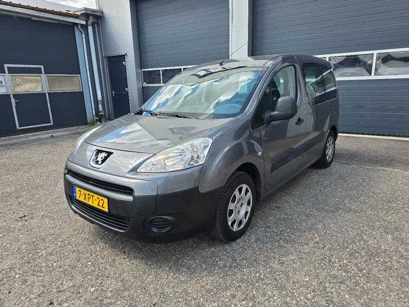 Peugeot Partner 1.6 benzine - 차량 : 사진 1 Peugeot Partner 1.6 benzine - 차량 : 사진 1
