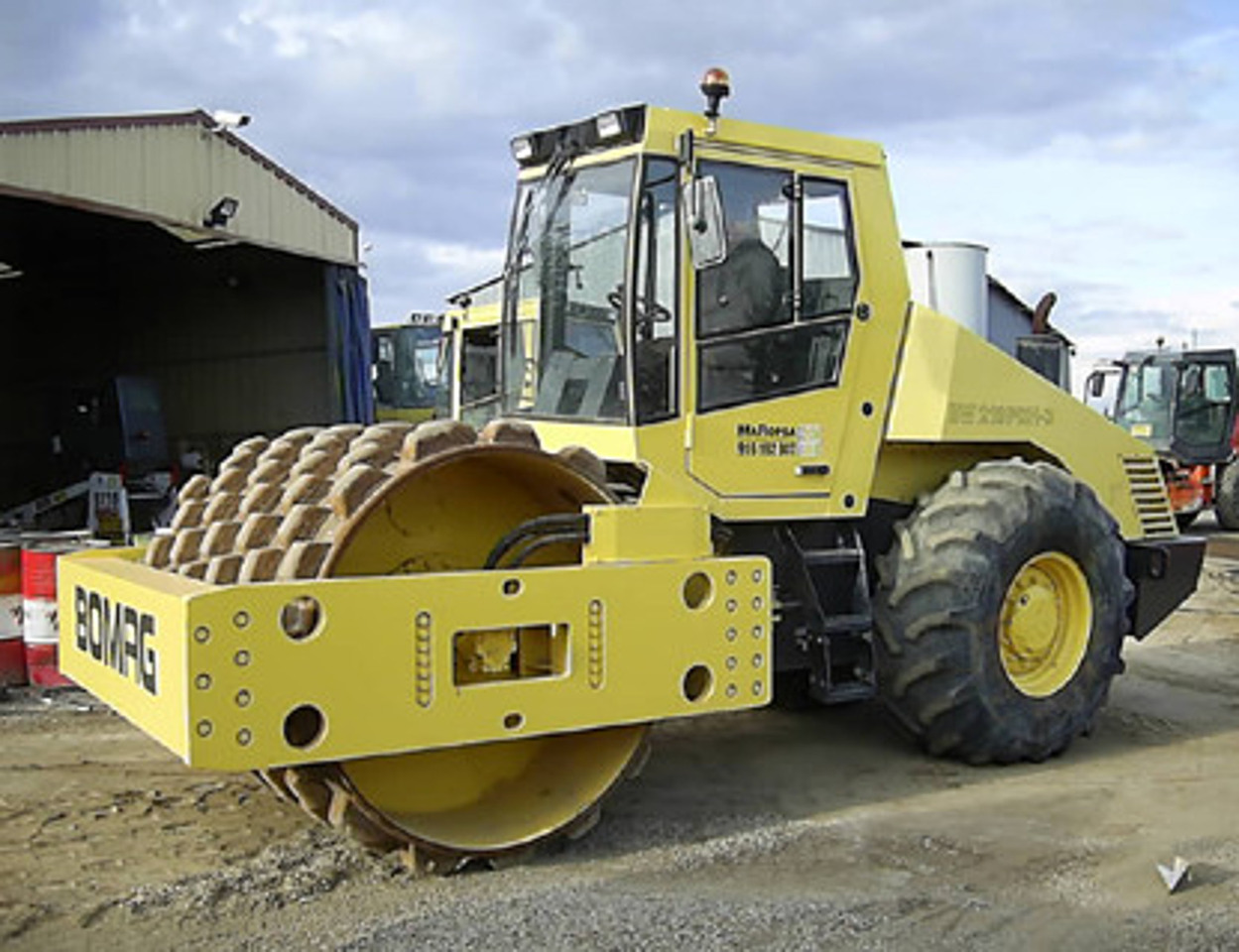 Autopropulsado Bomag BW 219PDH·3 - 압축기 : 사진 1 Autopropulsado Bomag BW 219PDH·3 - 압축기 : 사진 1
