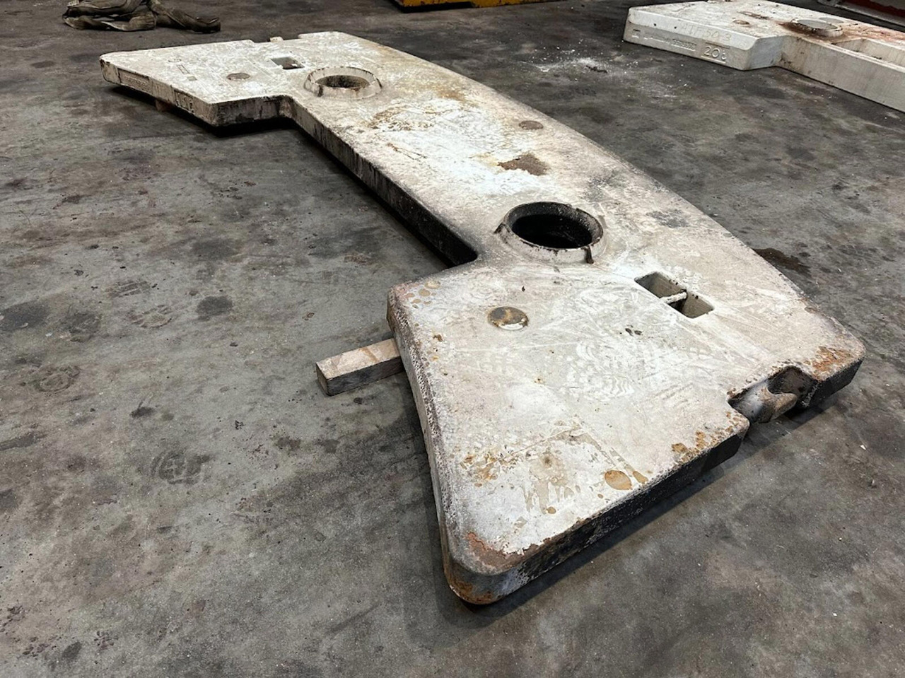 FAUN ATF 50-3 counterweight 1,1 ton - 카운터 웨이트 모바일 크레인 용 : 사진 2 FAUN ATF 50-3 counterweight 1,1 ton - 카운터 웨이트 모바일 크레인 용 : 사진 2