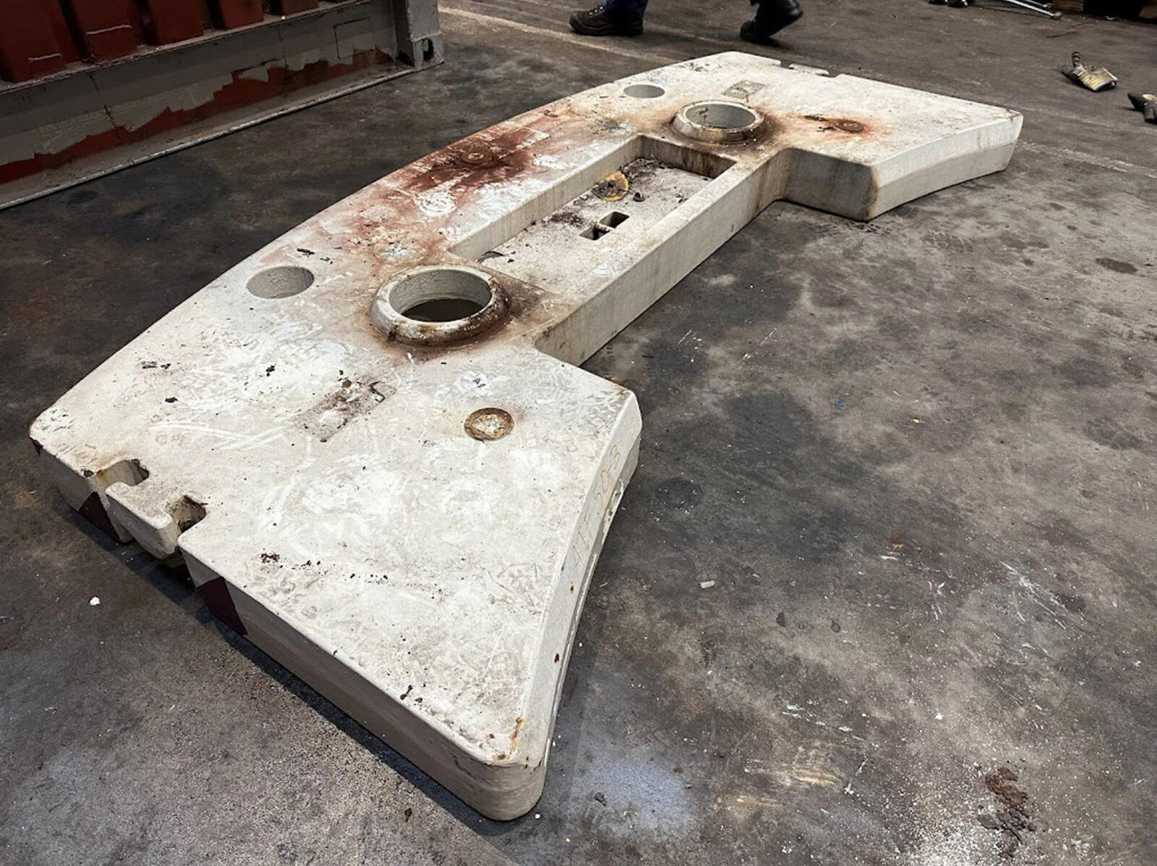 FAUN ATF 50-3 counterweight 2 ton - 카운터 웨이트 모바일 크레인 용 : 사진 3 FAUN ATF 50-3 counterweight 2 ton - 카운터 웨이트 모바일 크레인 용 : 사진 3