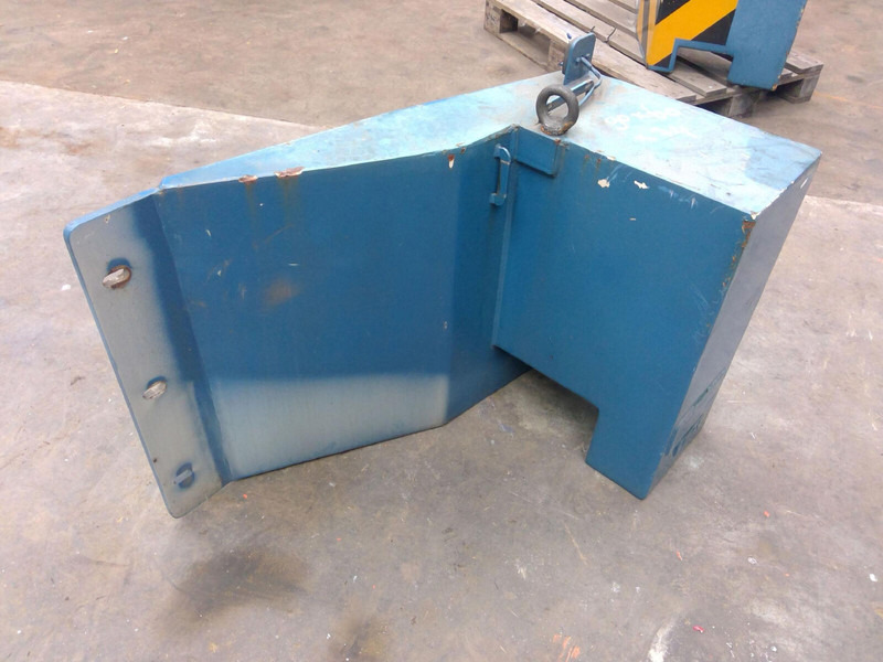 Faun ATF 40G-2 counterweight 0,7 ton left side - 카운터 웨이트 건설기계 용 : 사진 3 Faun ATF 40G-2 counterweight 0,7 ton left side - 카운터 웨이트 건설기계 용 : 사진 3