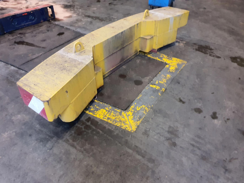 Faun ATF 45 counterweight 2,45 ton - 카운터 웨이트 건설기계 용 : 사진 1 Faun ATF 45 counterweight 2,45 ton - 카운터 웨이트 건설기계 용 : 사진 1