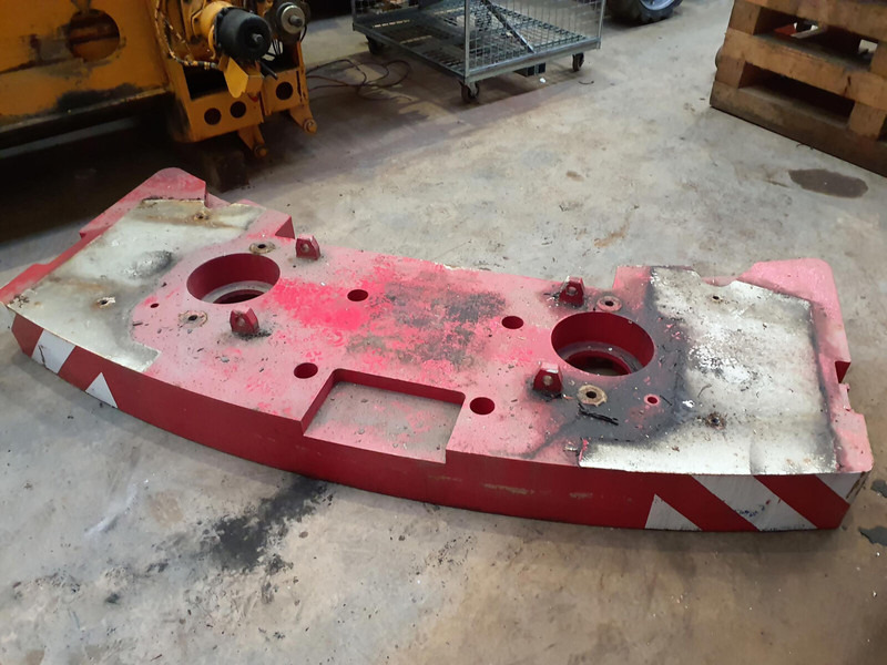 Faun ATF 50-G3 counterweight 3,3 ton - 카운터 웨이트 건설기계 용 : 사진 2 Faun ATF 50-G3 counterweight 3,3 ton - 카운터 웨이트 건설기계 용 : 사진 2