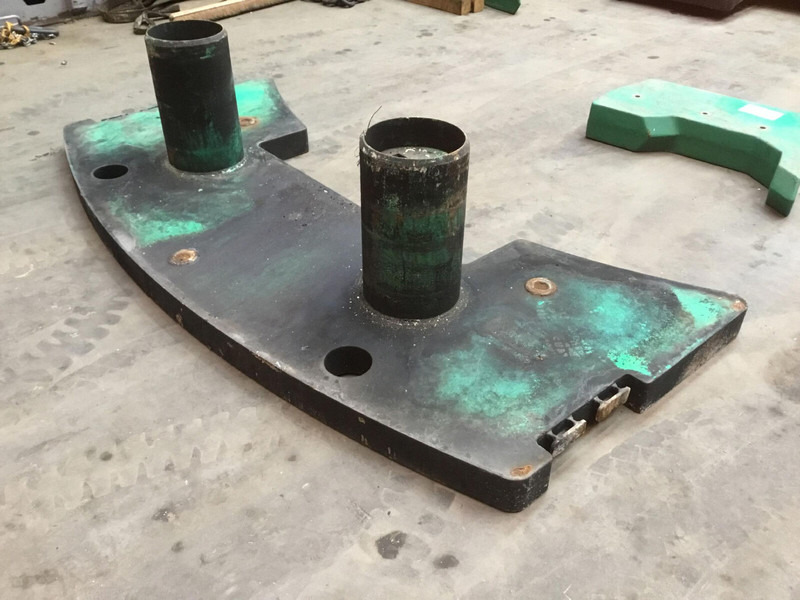 Faun ATF 60-3 counterweight base plate 1,6 ton - 카운터 웨이트 건설기계 용 : 사진 2 Faun ATF 60-3 counterweight base plate 1,6 ton - 카운터 웨이트 건설기계 용 : 사진 2