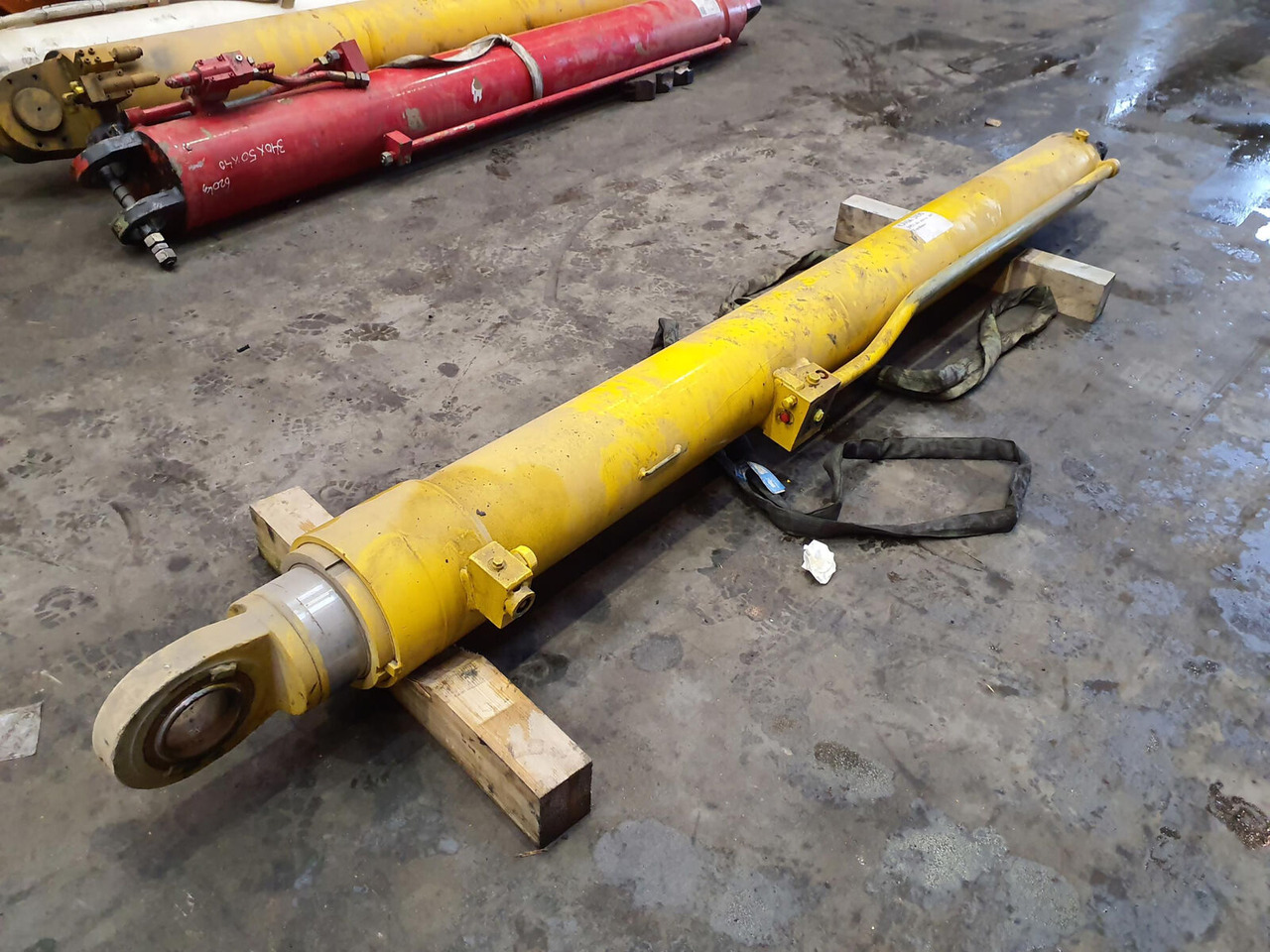 Grove GMK 2035 boom cylinder - 유압 실린더 모바일 크레인 용 : 사진 3 Grove GMK 2035 boom cylinder - 유압 실린더 모바일 크레인 용 : 사진 3