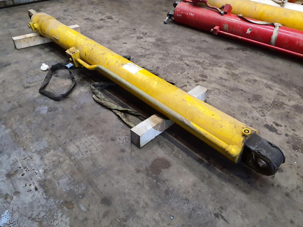 Grove GMK 2035 boom cylinder - 유압 실린더 모바일 크레인 용 : 사진 2 Grove GMK 2035 boom cylinder - 유압 실린더 모바일 크레인 용 : 사진 2