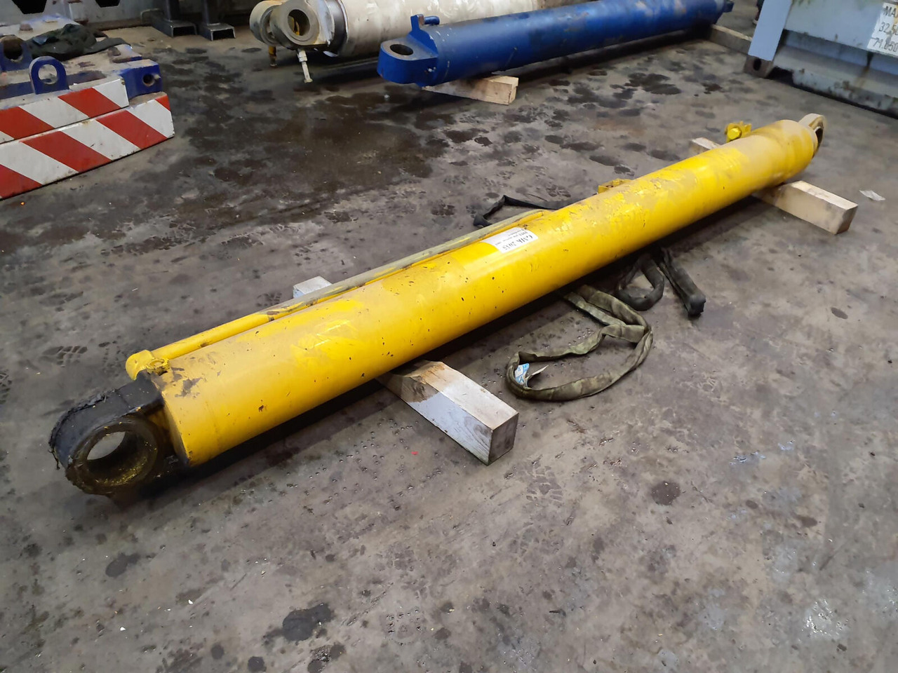 Grove GMK 2035 boom cylinder - 유압 실린더 모바일 크레인 용 : 사진 1 Grove GMK 2035 boom cylinder - 유압 실린더 모바일 크레인 용 : 사진 1