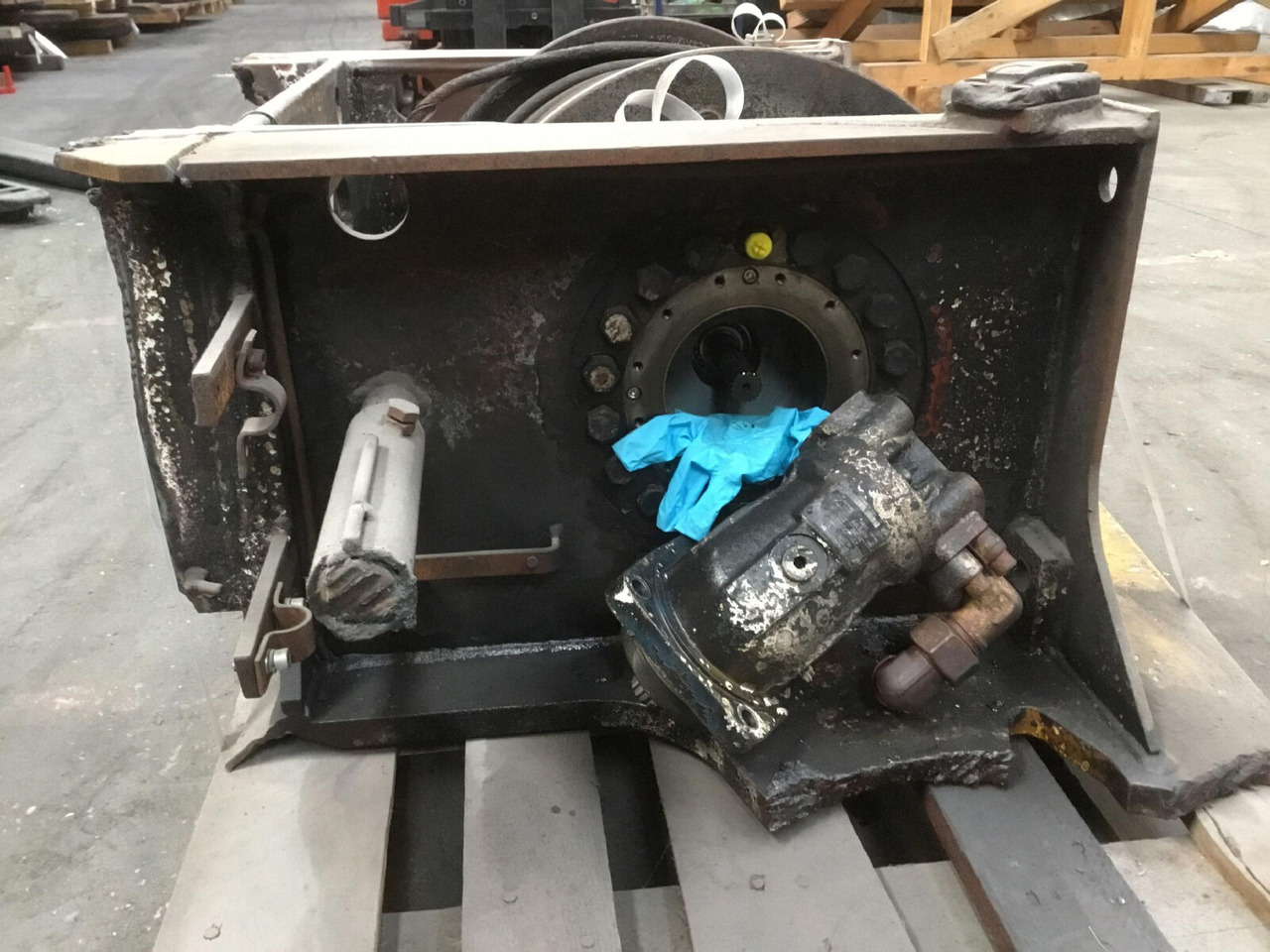 Grove GMK 2035 winch - 윈치 모바일 크레인 용 : 사진 5 Grove GMK 2035 winch - 윈치 모바일 크레인 용 : 사진 5