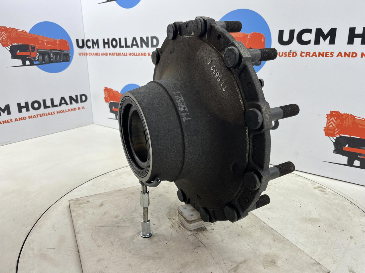 Grove GMK 3050 Megatrak wheel hub - 휠 허브 크레인 용 : 사진 4 Grove GMK 3050 Megatrak wheel hub - 휠 허브 크레인 용 : 사진 4