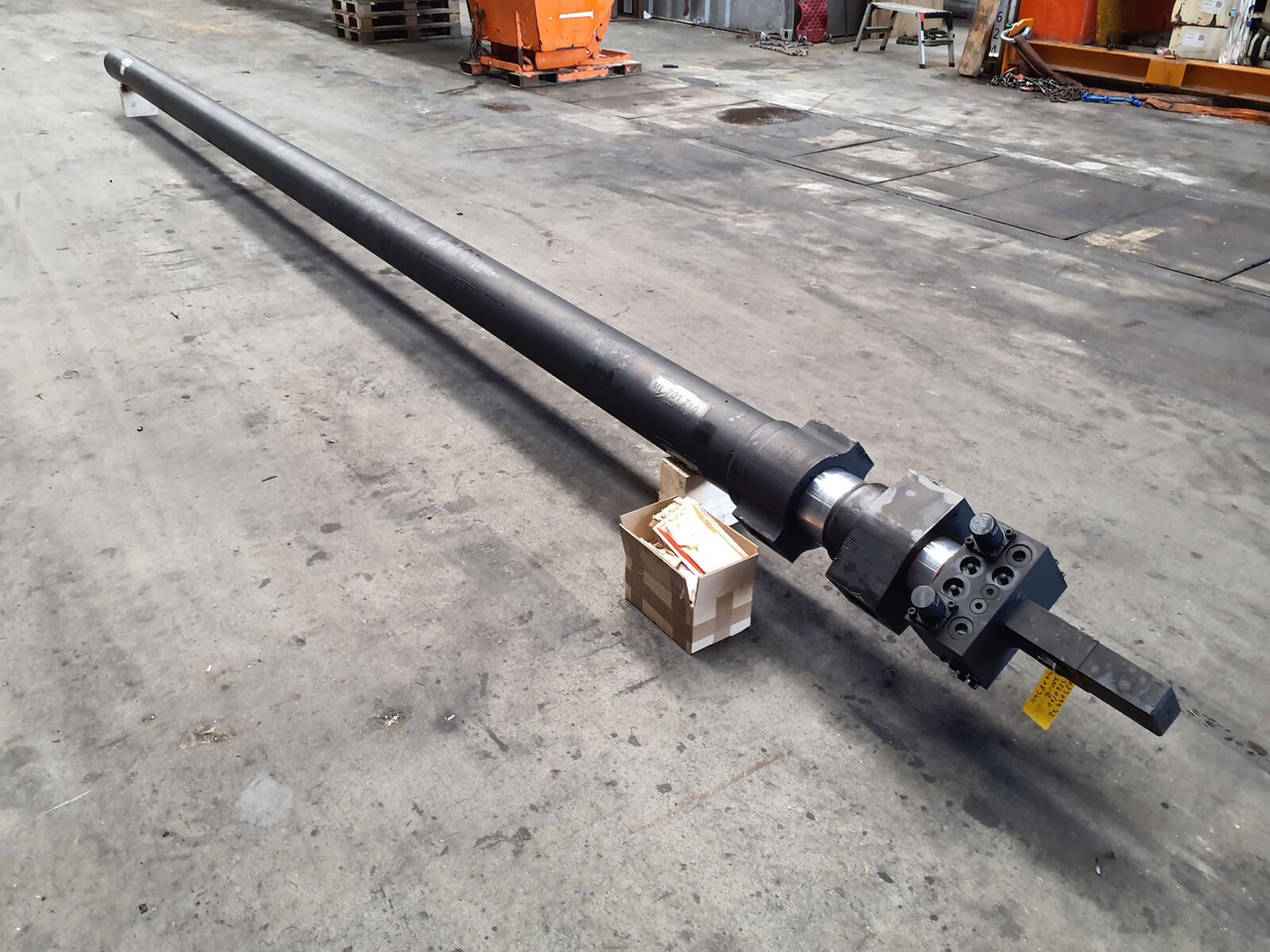 Grove GMK 3050 Telescopic boom cylinder - 유압 실린더 모바일 크레인 용 : 사진 2 Grove GMK 3050 Telescopic boom cylinder - 유압 실린더 모바일 크레인 용 : 사진 2