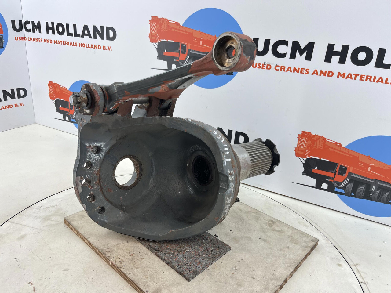 Grove GMK 3055 Steering knuckle 16 holes axle 1 right - 스티어링 너클 모바일 크레인 용 : 사진 4 Grove GMK 3055 Steering knuckle 16 holes axle 1 right - 스티어링 너클 모바일 크레인 용 : 사진 4
