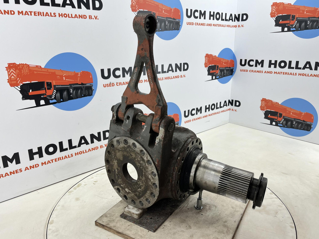 Grove GMK 3055 Steering knuckle 16 holes axle 3 right - 스티어링 너클 크레인 용 : 사진 3 Grove GMK 3055 Steering knuckle 16 holes axle 3 right - 스티어링 너클 크레인 용 : 사진 3