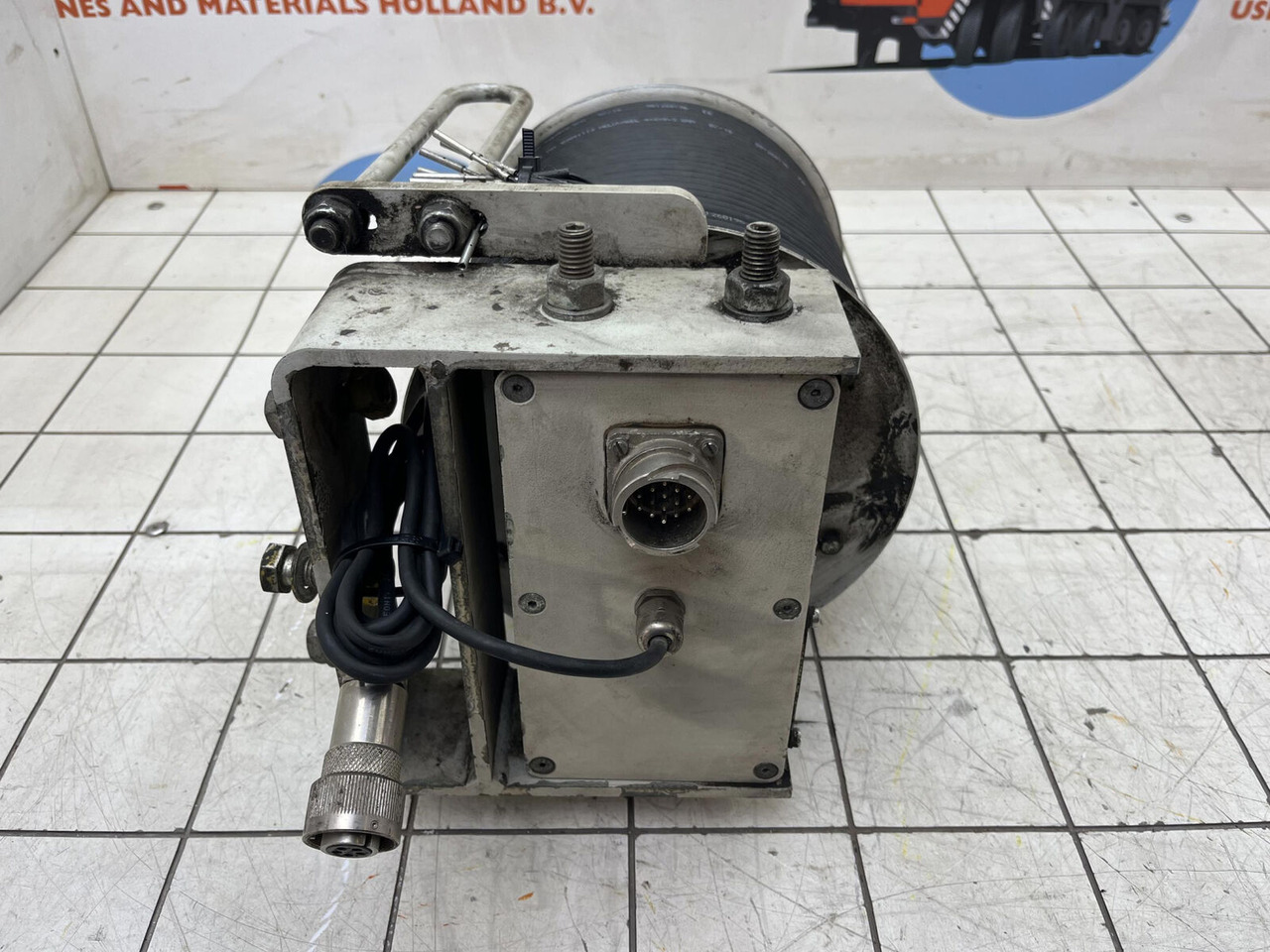 Grove GMK 3055 cable drum telescoop cylinder - 윈치 모바일 크레인 용 : 사진 4 Grove GMK 3055 cable drum telescoop cylinder - 윈치 모바일 크레인 용 : 사진 4