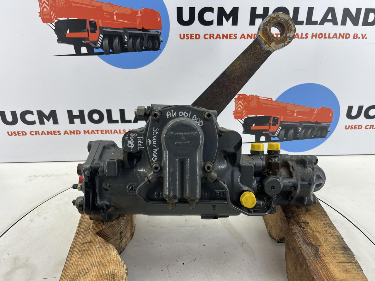Grove GMK 3055 steering box - 스티어링 기어 모바일 크레인 용 : 사진 5 Grove GMK 3055 steering box - 스티어링 기어 모바일 크레인 용 : 사진 5