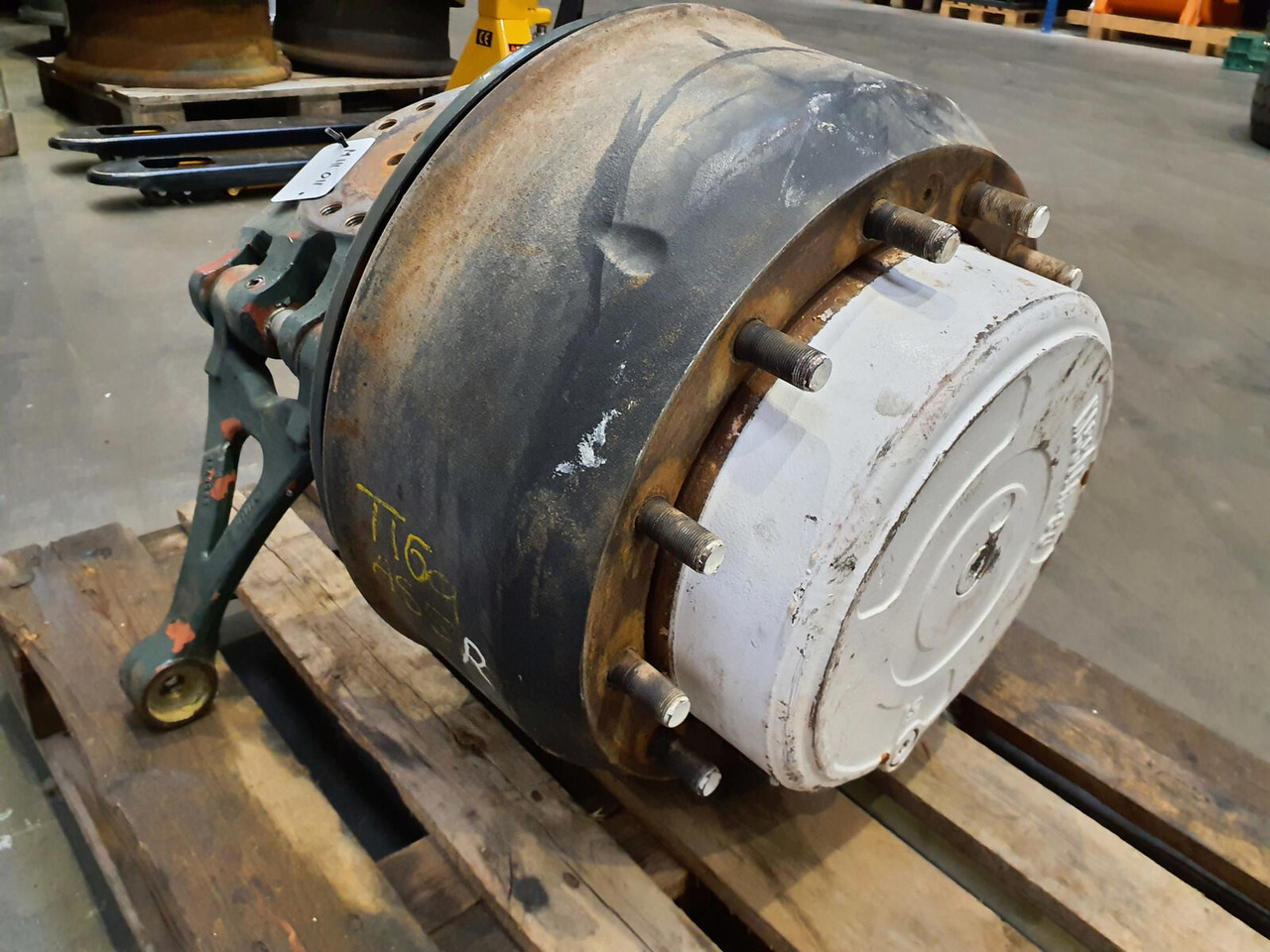 Grove GMK 5220 Megatrak axle housing - 차축 및 부품 모바일 크레인 용 : 사진 5 Grove GMK 5220 Megatrak axle housing - 차축 및 부품 모바일 크레인 용 : 사진 5
