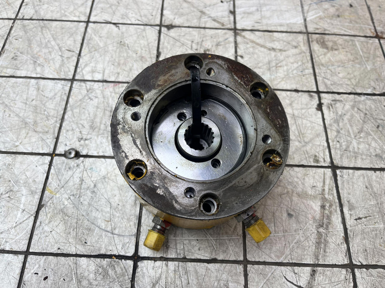 Grove GMK 6300 L multiple-disk brake - 스윙 모터 크레인 용 : 사진 3 Grove GMK 6300 L multiple-disk brake - 스윙 모터 크레인 용 : 사진 3
