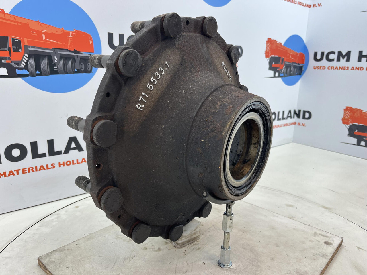 Krupp KMK 3045 Megatrak wheel hub - 휠 허브 크레인 용 : 사진 4 Krupp KMK 3045 Megatrak wheel hub - 휠 허브 크레인 용 : 사진 4