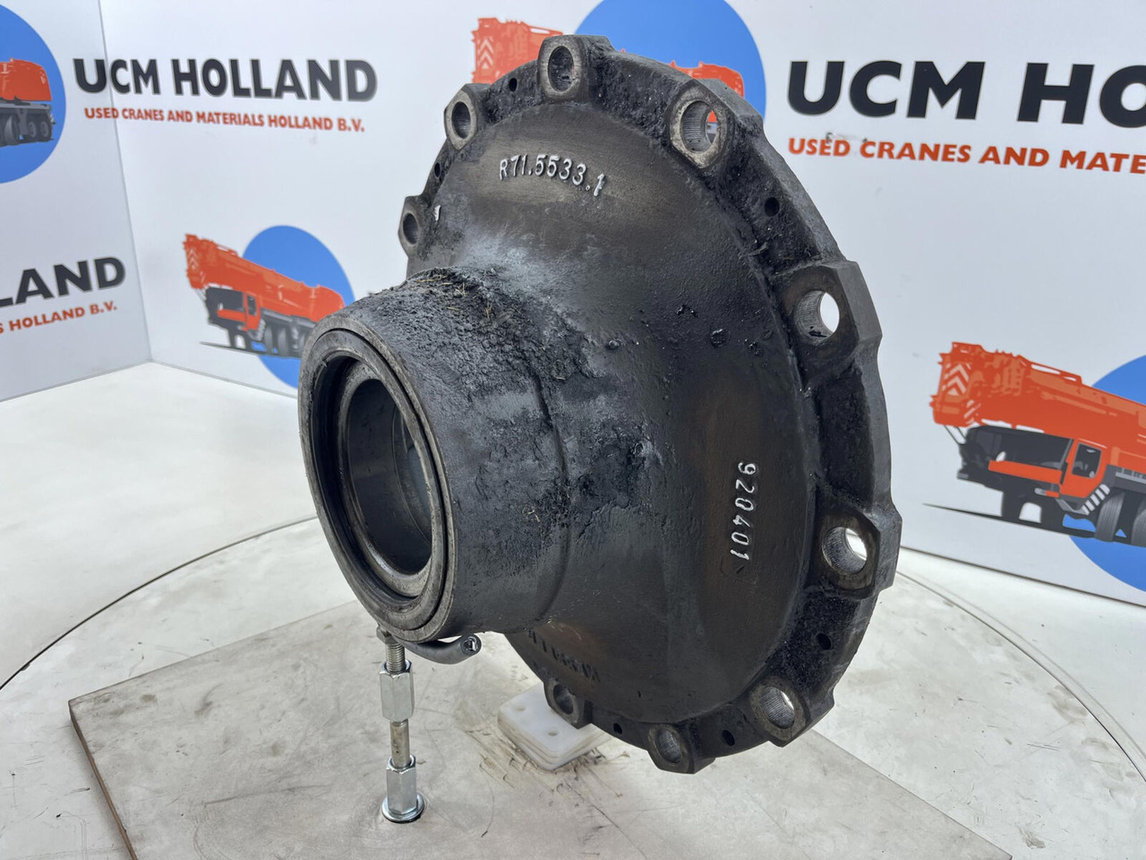 Krupp KMK 3045 Megatrak wheel hub - 휠 허브 크레인 용 : 사진 3 Krupp KMK 3045 Megatrak wheel hub - 휠 허브 크레인 용 : 사진 3