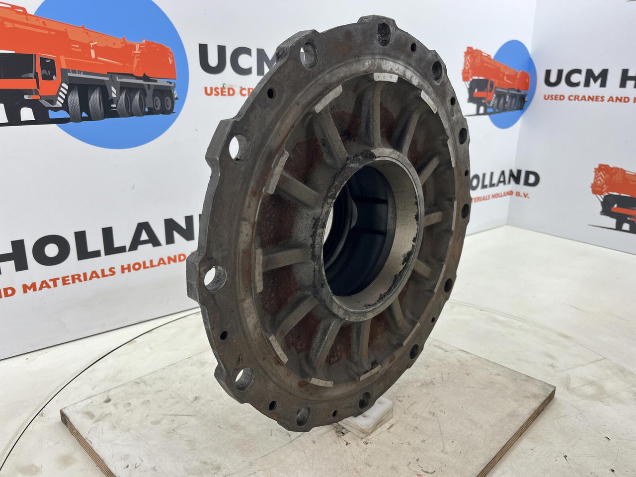 Krupp KMK 3045 Megatrak wheel hub - 휠 허브 크레인 용 : 사진 2 Krupp KMK 3045 Megatrak wheel hub - 휠 허브 크레인 용 : 사진 2
