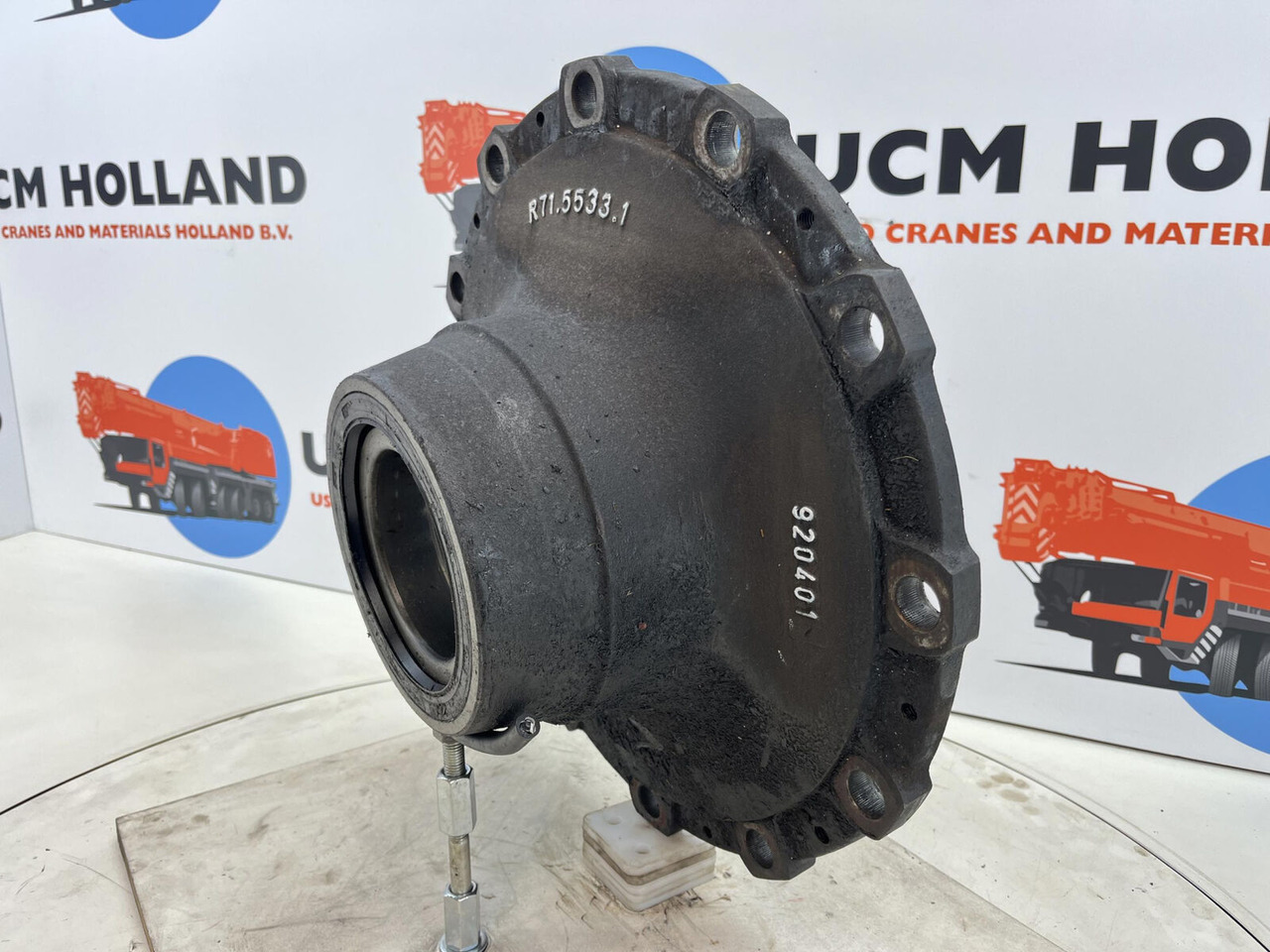 Krupp KMK 3045 Megatrak wheel hub - 휠 허브 크레인 용 : 사진 3 Krupp KMK 3045 Megatrak wheel hub - 휠 허브 크레인 용 : 사진 3