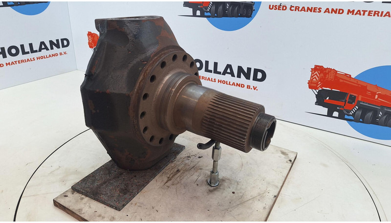 Liebherr 16 holes axle 1 - 스티어링 너클 크레인 용 : 사진 3 Liebherr 16 holes axle 1 - 스티어링 너클 크레인 용 : 사진 3