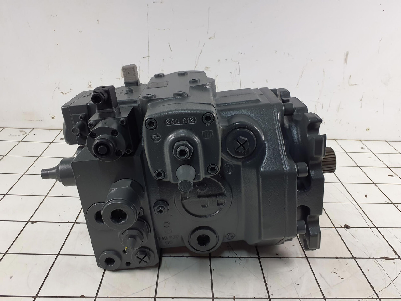 Liebherr Hydraulic Pump A4V250 - 유압 펌프 크레인 용 : 사진 2 Liebherr Hydraulic Pump A4V250 - 유압 펌프 크레인 용 : 사진 2