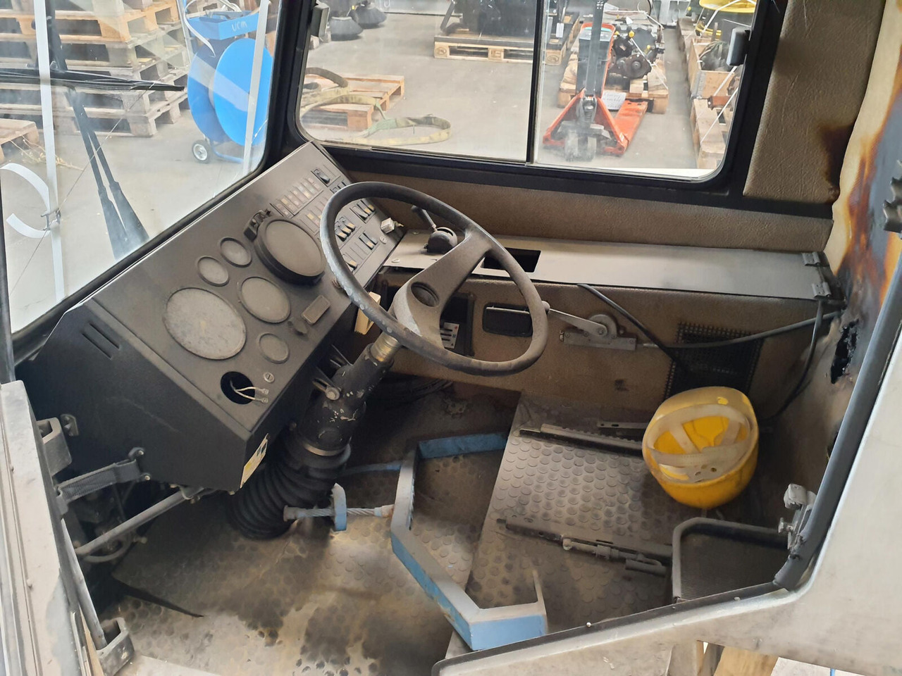 Liebherr LTM 1035/3 lower cabin - 운전실 모바일 크레인 용 : 사진 5 Liebherr LTM 1035/3 lower cabin - 운전실 모바일 크레인 용 : 사진 5