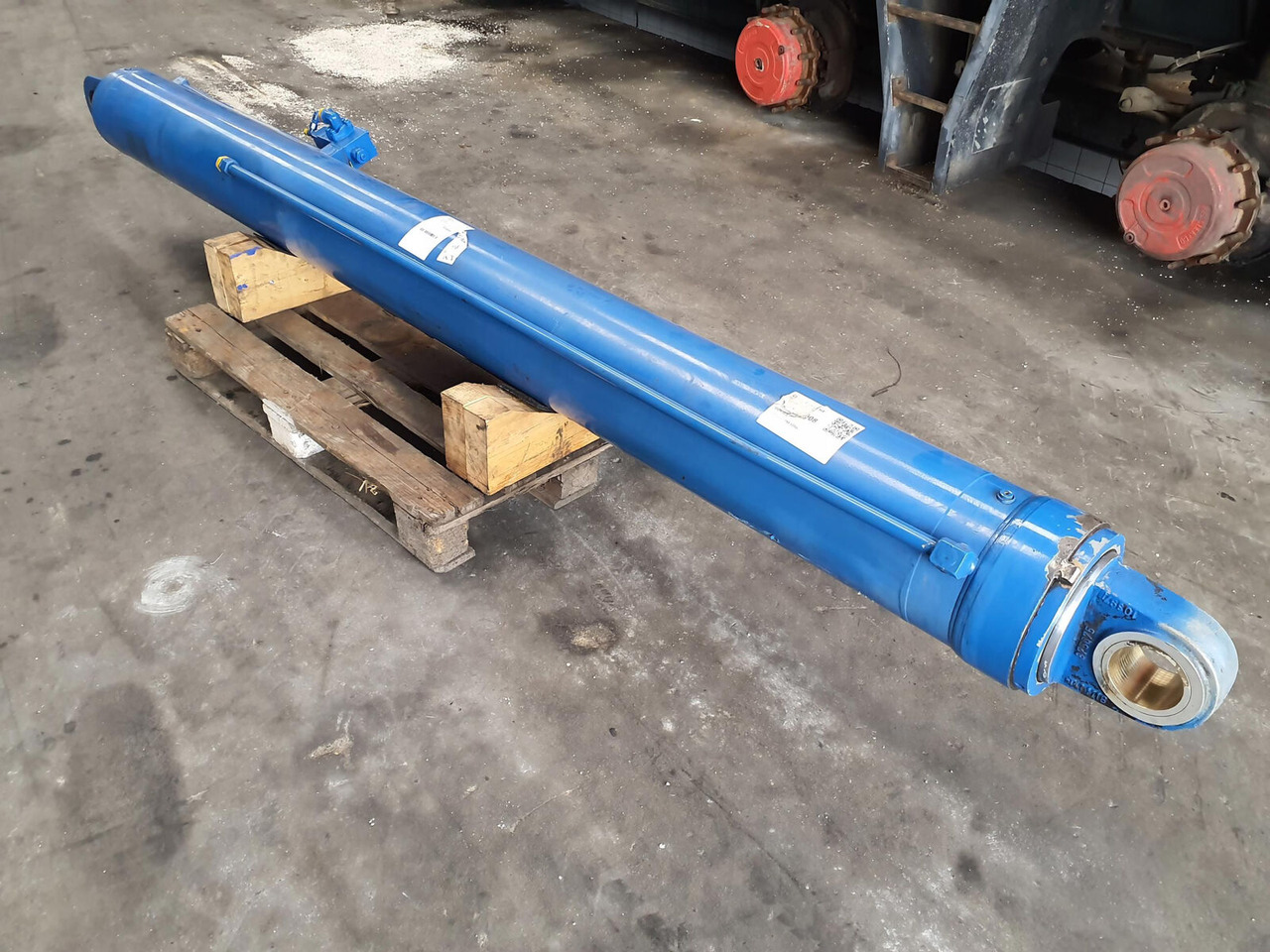 Liebherr LTM 1050-3.1 boom cylinder - 유압 실린더 크레인 용 : 사진 3 Liebherr LTM 1050-3.1 boom cylinder - 유압 실린더 크레인 용 : 사진 3