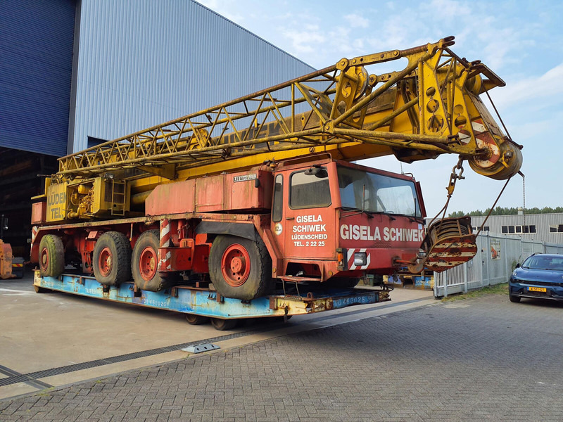 Liebherr LTM 1100 - 전천후 지형 크레인 : 사진 1 Liebherr LTM 1100 - 전천후 지형 크레인 : 사진 1