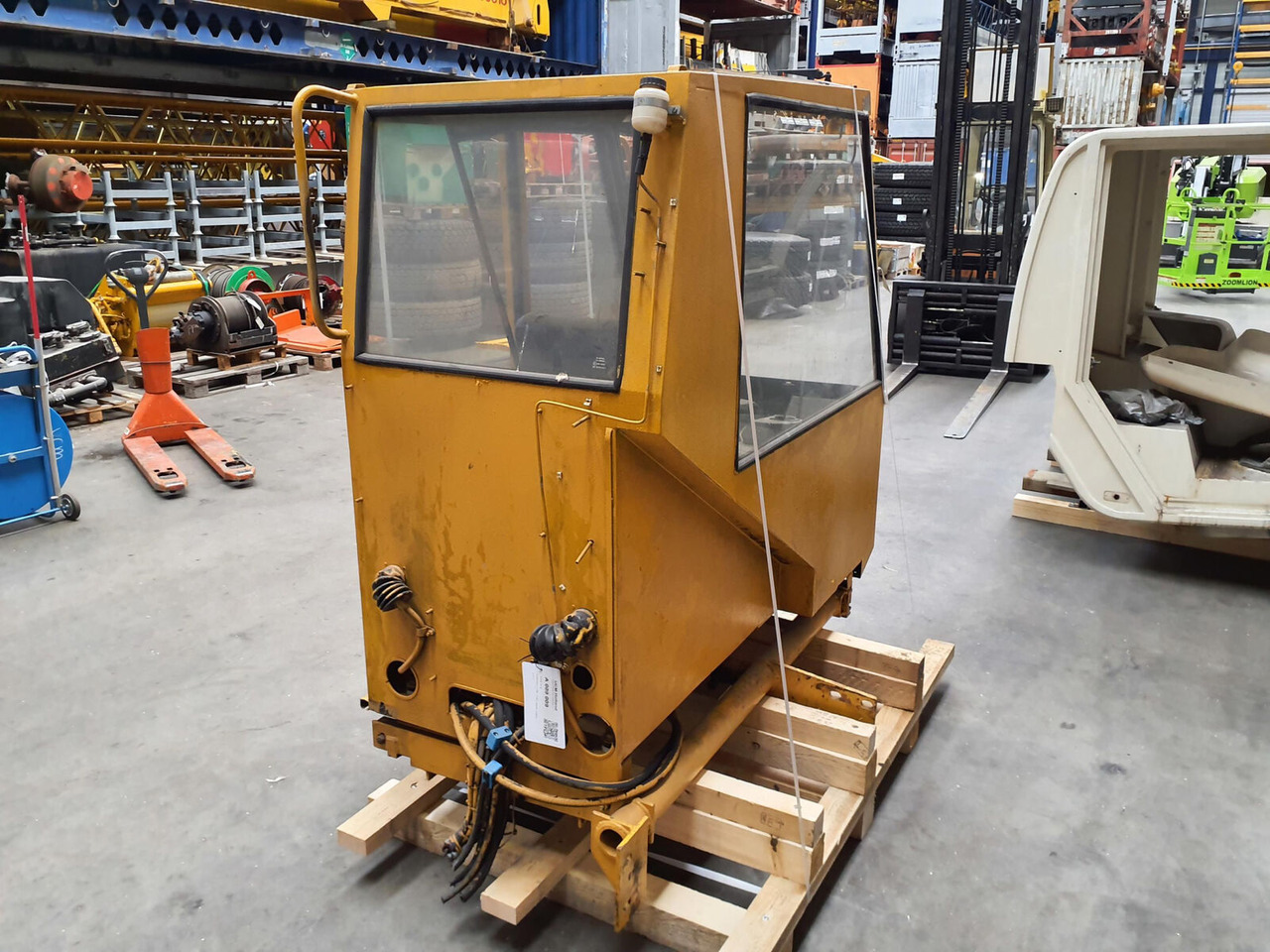 Liebherr LTM 1140 upper cabin - 운전실 모바일 크레인 용 : 사진 4 Liebherr LTM 1140 upper cabin - 운전실 모바일 크레인 용 : 사진 4