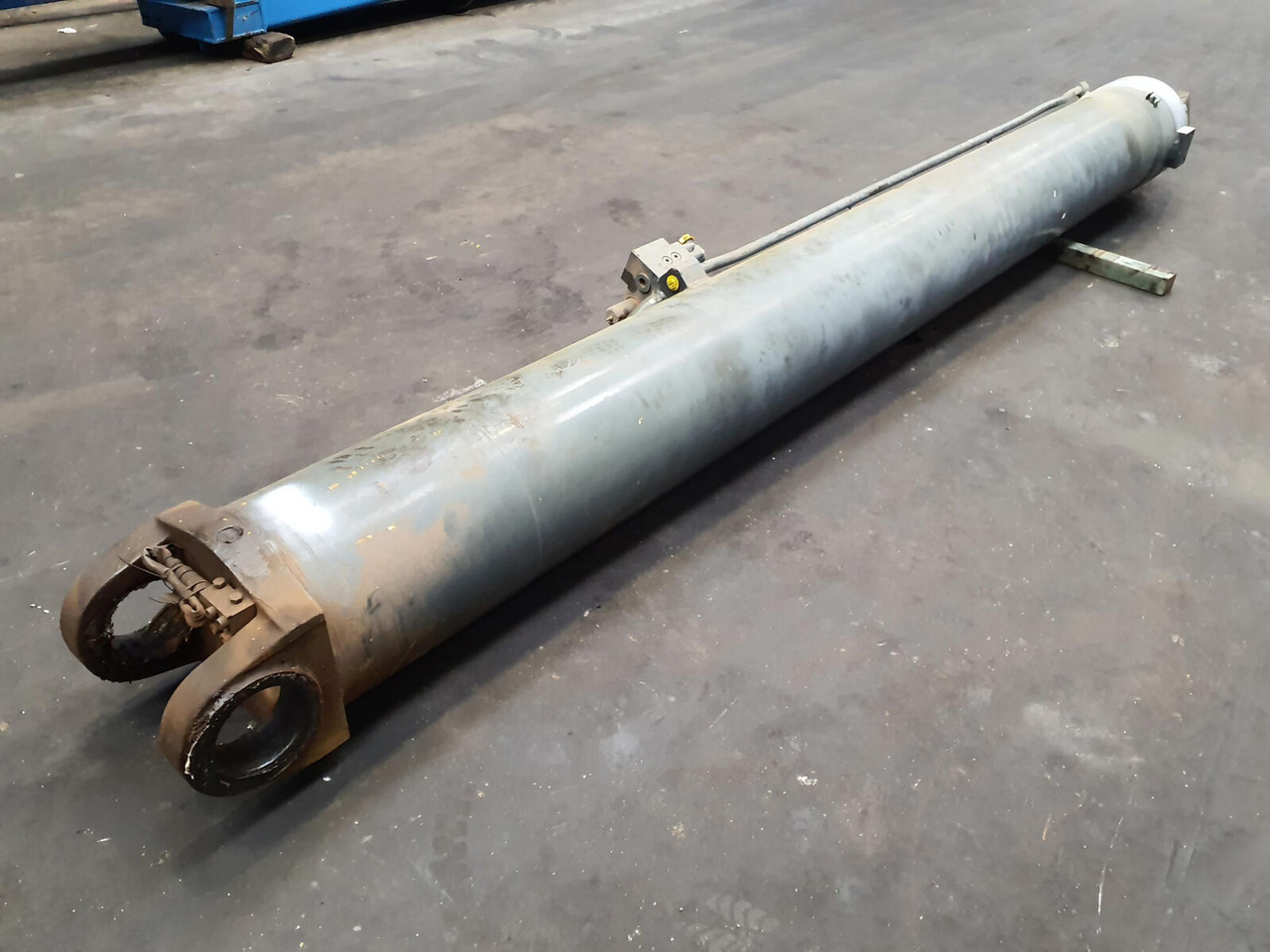 Liebherr LTM 1160-2 luffing cylinder - 유압 실린더 모바일 크레인 용 : 사진 3 Liebherr LTM 1160-2 luffing cylinder - 유압 실린더 모바일 크레인 용 : 사진 3