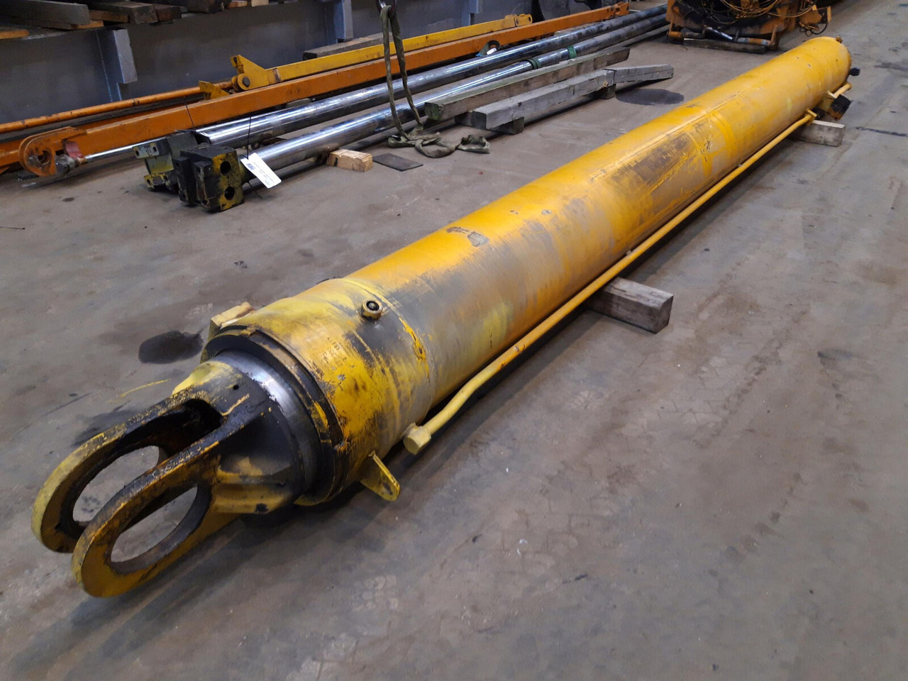 Liebherr LTM 1300 boom cylinder - 유압 실린더 모바일 크레인 용 : 사진 1 Liebherr LTM 1300 boom cylinder - 유압 실린더 모바일 크레인 용 : 사진 1