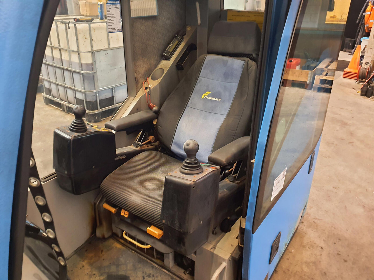 Liebherr LTM 1400-7.1 upper cabin - 운전실 모바일 크레인 용 : 사진 5 Liebherr LTM 1400-7.1 upper cabin - 운전실 모바일 크레인 용 : 사진 5