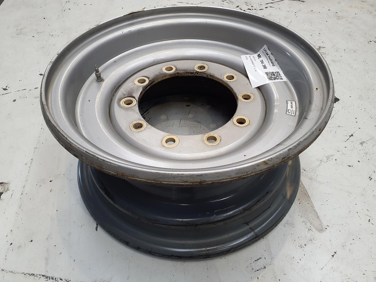 Liebherr Rim 445/95R25 10 12 1p - 림 크레인 용 : 사진 1 Liebherr Rim 445/95R25 10 12 1p - 림 크레인 용 : 사진 1