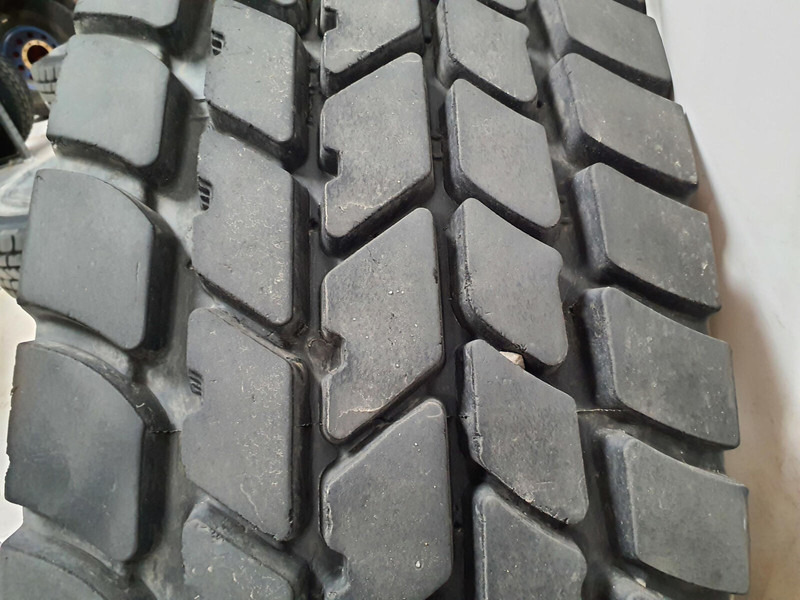 Michelin Wheel 445/95R25 10 12 1p - 휠 및 타이어 크레인 용 : 사진 3 Michelin Wheel 445/95R25 10 12 1p - 휠 및 타이어 크레인 용 : 사진 3