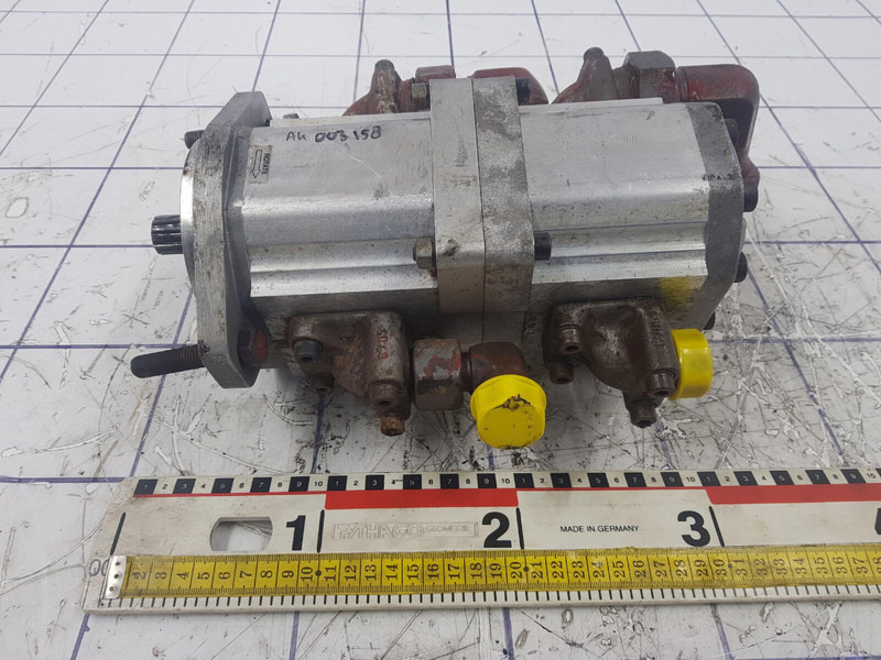 SAUER-DANFOSS 70 GMT dual gear pump - 유압 펌프 크레인 용 : 사진 1 SAUER-DANFOSS 70 GMT dual gear pump - 유압 펌프 크레인 용 : 사진 1
