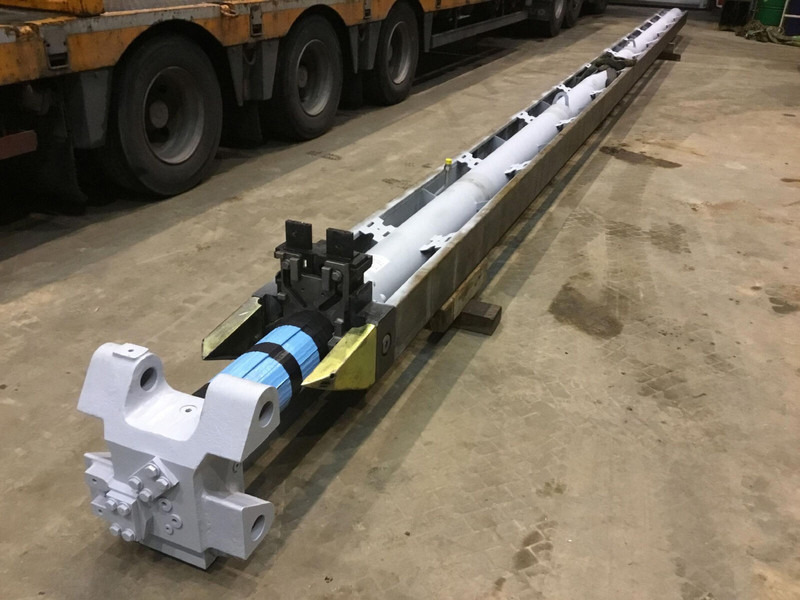 Terex AC 100/4 telescopic cylinder - 유압 실린더 크레인 용 : 사진 1 Terex AC 100/4 telescopic cylinder - 유압 실린더 크레인 용 : 사진 1
