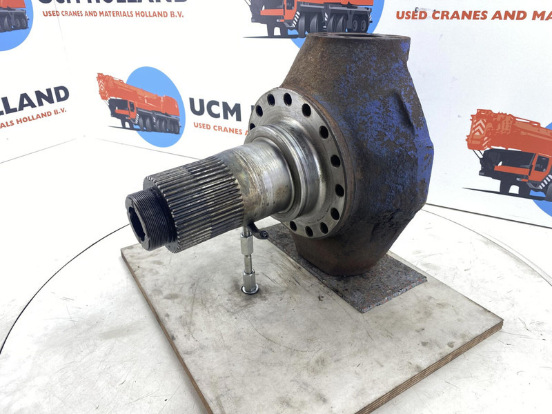 Terex AC 205 Steering knuckle 16 holes - 스티어링 너클 크레인 용 : 사진 1 Terex AC 205 Steering knuckle 16 holes - 스티어링 너클 크레인 용 : 사진 1