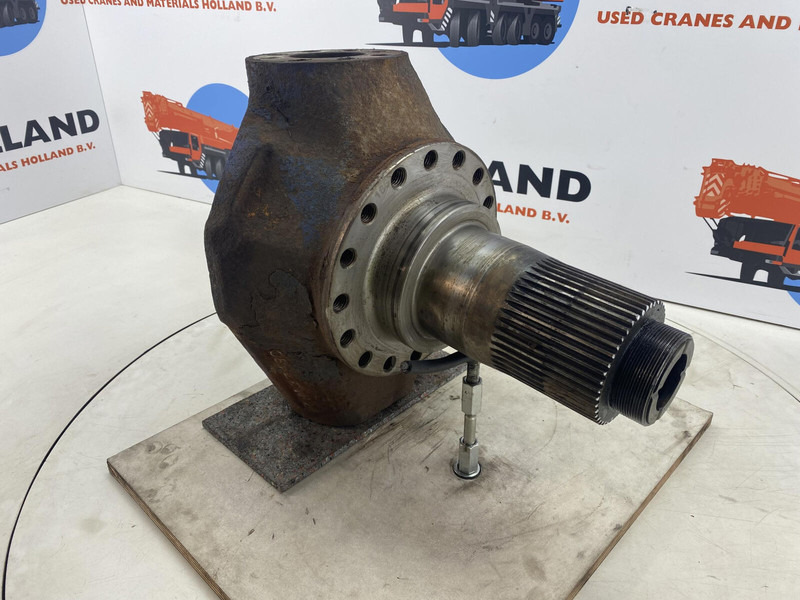 Terex AC 205 Steering knuckle 16 holes - 스티어링 너클 크레인 용 : 사진 3 Terex AC 205 Steering knuckle 16 holes - 스티어링 너클 크레인 용 : 사진 3