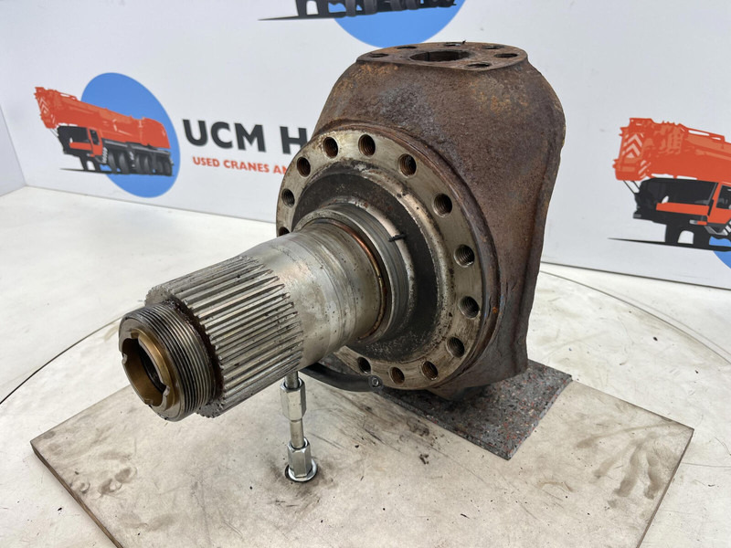 Terex AC 25 Steering knuckle 16 holes axle 2 - 스티어링 너클 크레인 용 : 사진 1 Terex AC 25 Steering knuckle 16 holes axle 2 - 스티어링 너클 크레인 용 : 사진 1