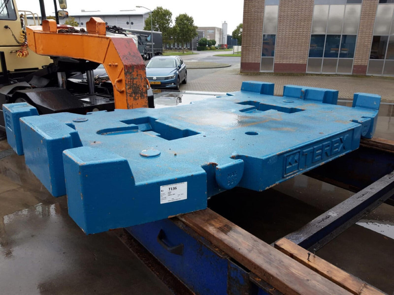 Terex Terex explorer 5800 counterweight 10,5 ton - 카운터 웨이트 건설기계 용 : 사진 1 Terex Terex explorer 5800 counterweight 10,5 ton - 카운터 웨이트 건설기계 용 : 사진 1