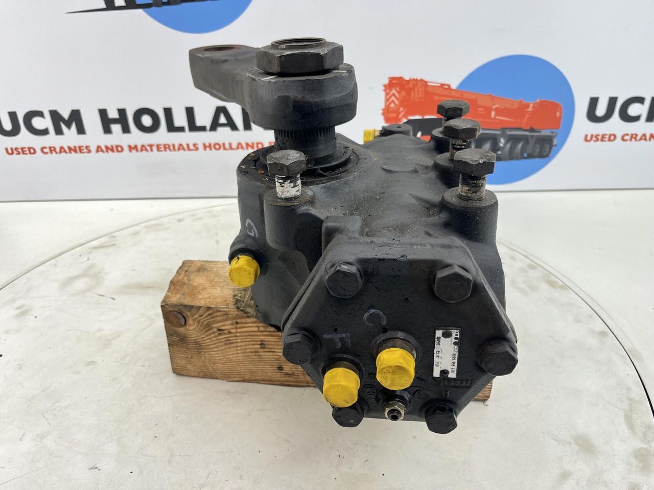 ZF ATF 50G-3 steering box ZF - 스티어링 기어 모바일 크레인 용 : 사진 4 ZF ATF 50G-3 steering box ZF - 스티어링 기어 모바일 크레인 용 : 사진 4