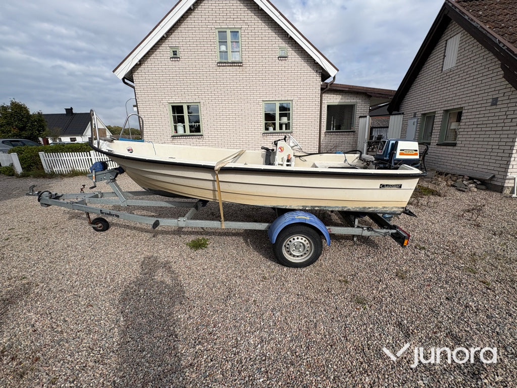 Båt + Trailer - Crescent 415d, Brenderup, 80km - 기타 기계 : 사진 2 Båt + Trailer - Crescent 415d, Brenderup, 80km - 기타 기계 : 사진 2