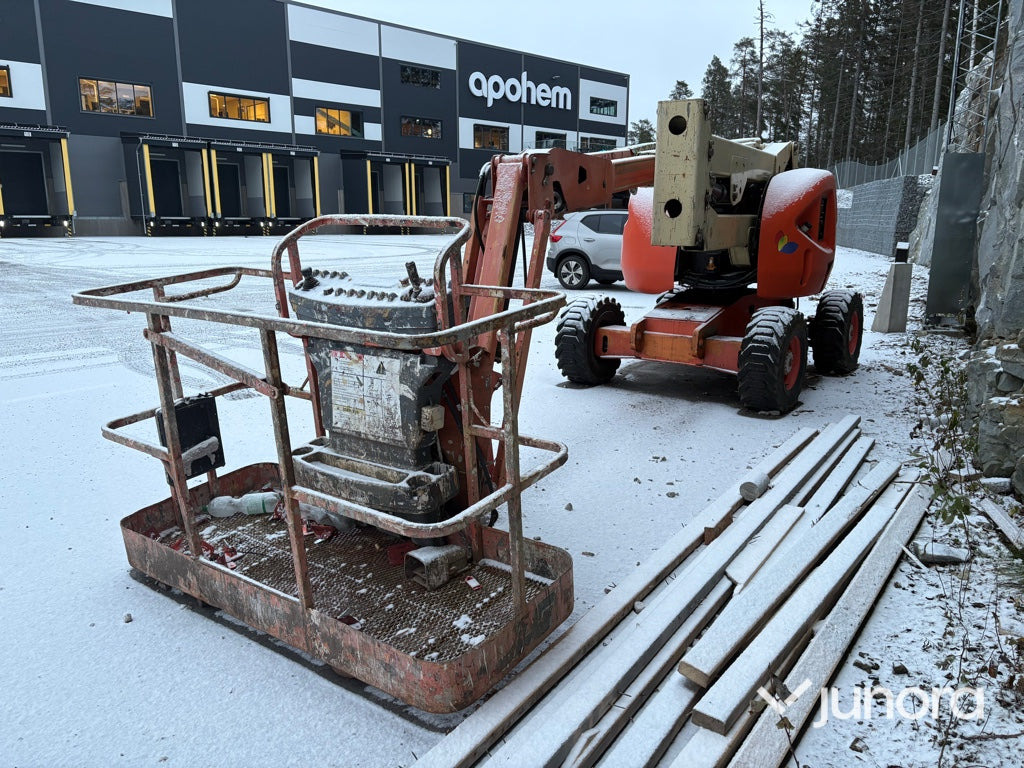 Bomlift - JLG OAJ - 관절 붐 : 사진 1 Bomlift - JLG OAJ - 관절 붐 : 사진 1