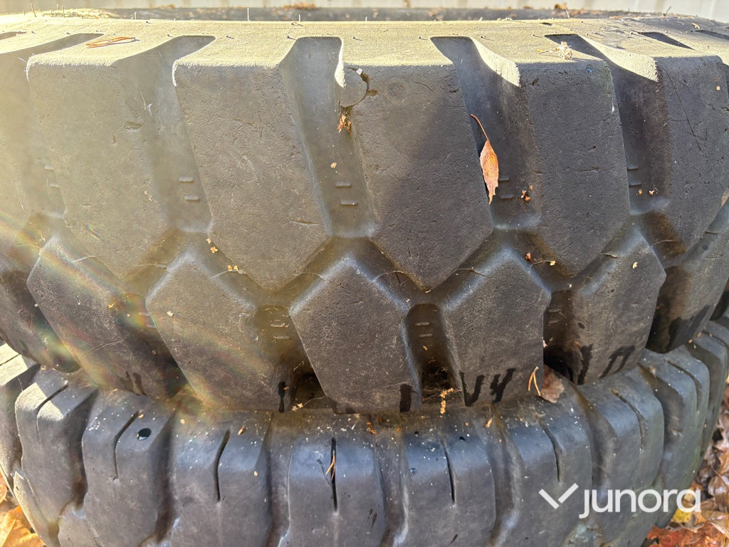 Däck & fälg - Till hjulgrävare Mitas - 휠 및 타이어 패키지 건설기계 용 : 사진 3 Däck & fälg - Till hjulgrävare Mitas - 휠 및 타이어 패키지 건설기계 용 : 사진 3