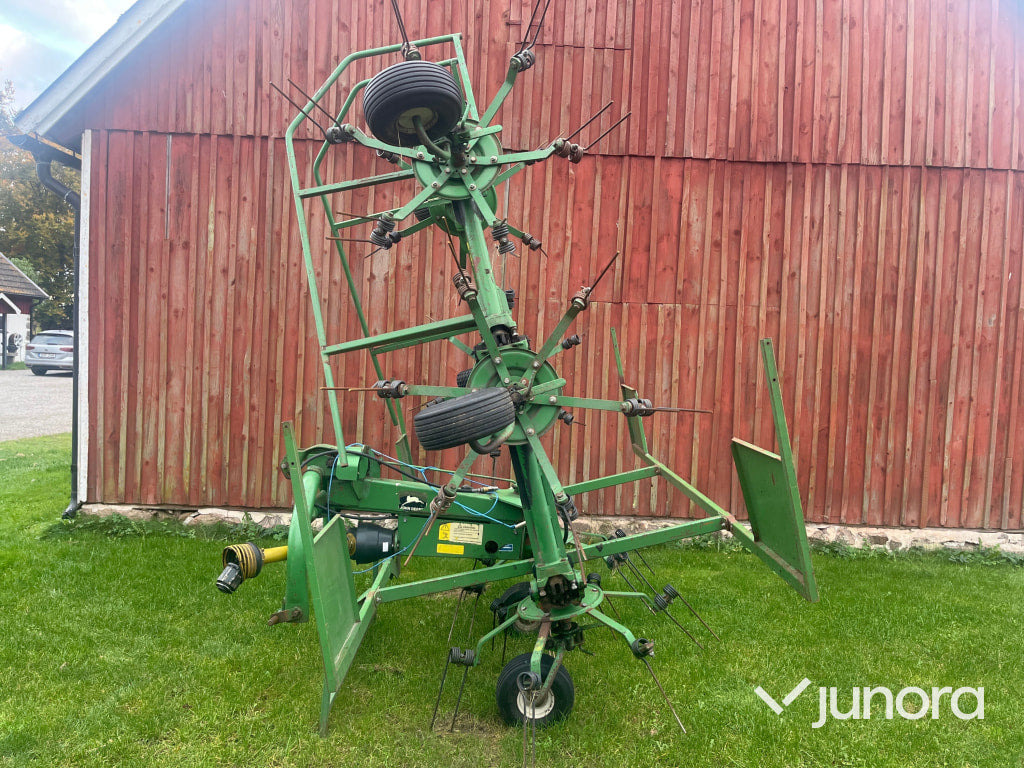 Hövändare - John Deere, Kuhn - 반전기/ 레이크 : 사진 1 Hövändare - John Deere, Kuhn - 반전기/ 레이크 : 사진 1