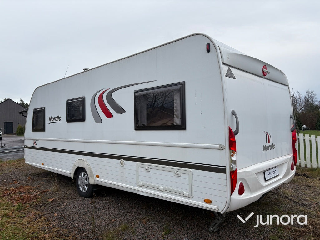 Husvagn - BÜRSTNER GMBH Averso Nordic - 캐러밴 : 사진 4 Husvagn - BÜRSTNER GMBH Averso Nordic - 캐러밴 : 사진 4