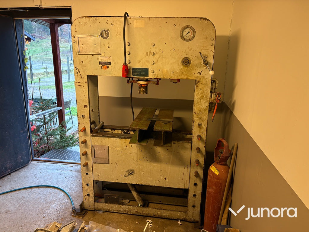 Hydraulpress - Hiab H100E, 100 ton - 프레스 브레이크 : 사진 1 Hydraulpress - Hiab H100E, 100 ton - 프레스 브레이크 : 사진 1