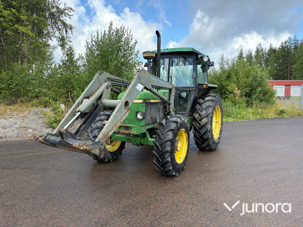 John Deere 2650 - 장궤형 트랙터 : 사진 1 John Deere 2650 - 장궤형 트랙터 : 사진 1