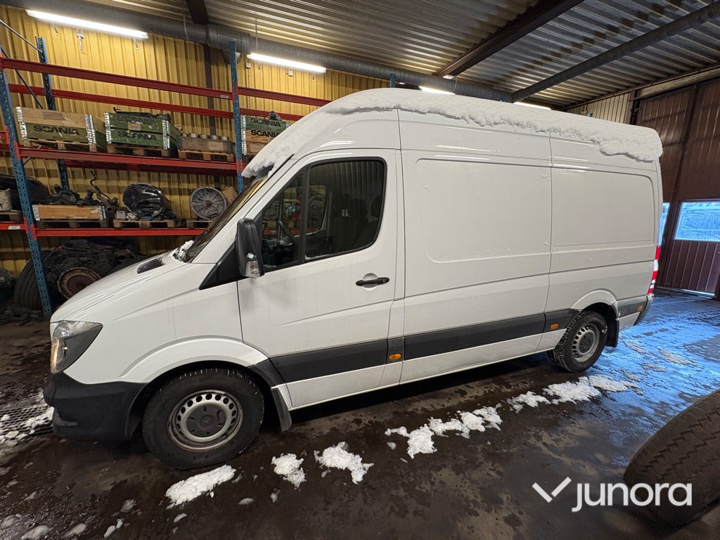 Mercedes Benz Sprinter - 패널 밴 : 사진 2 Mercedes Benz Sprinter - 패널 밴 : 사진 2